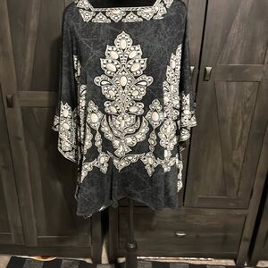 Black and White Patterned